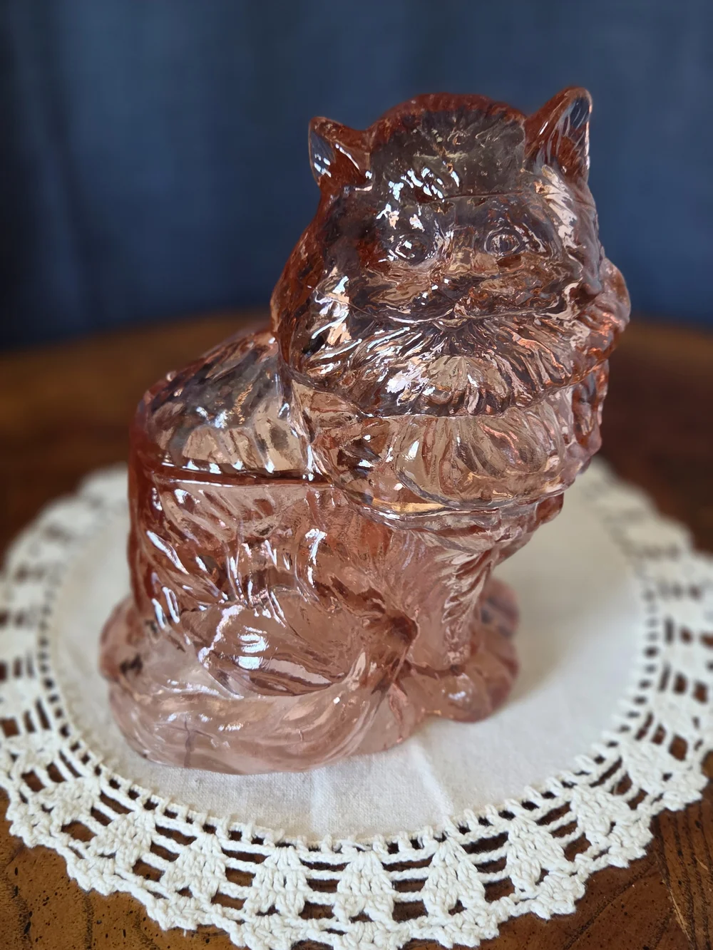 Vintage Pink Glass Cat Covered Trinket Box / Candy Dish – Read Description